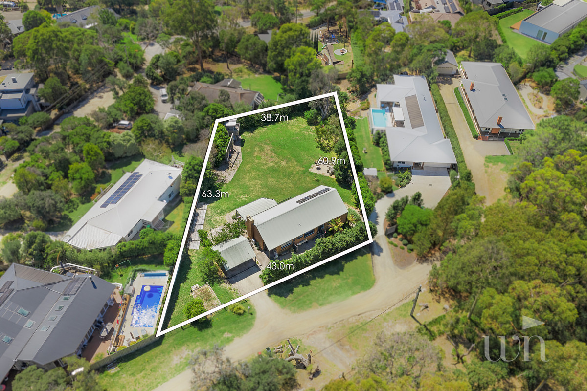 5 Banksia Grove, Mount Martha - Image 1