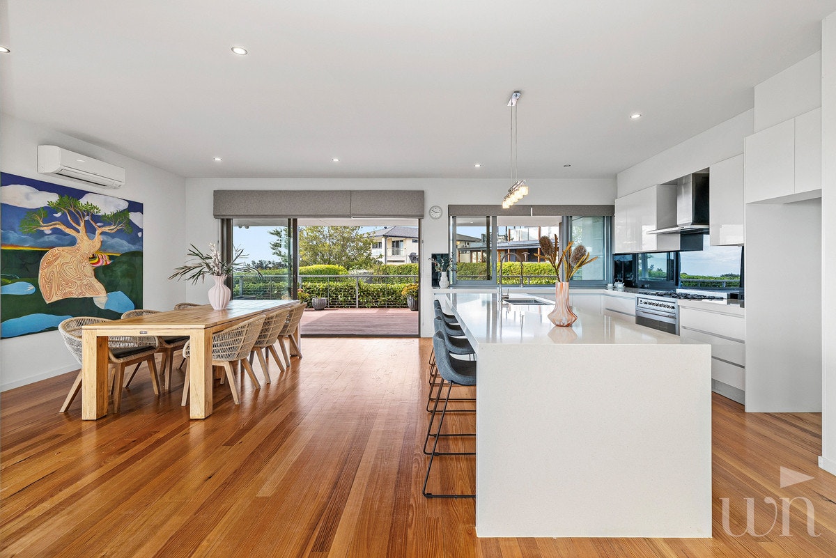 Image of dining room