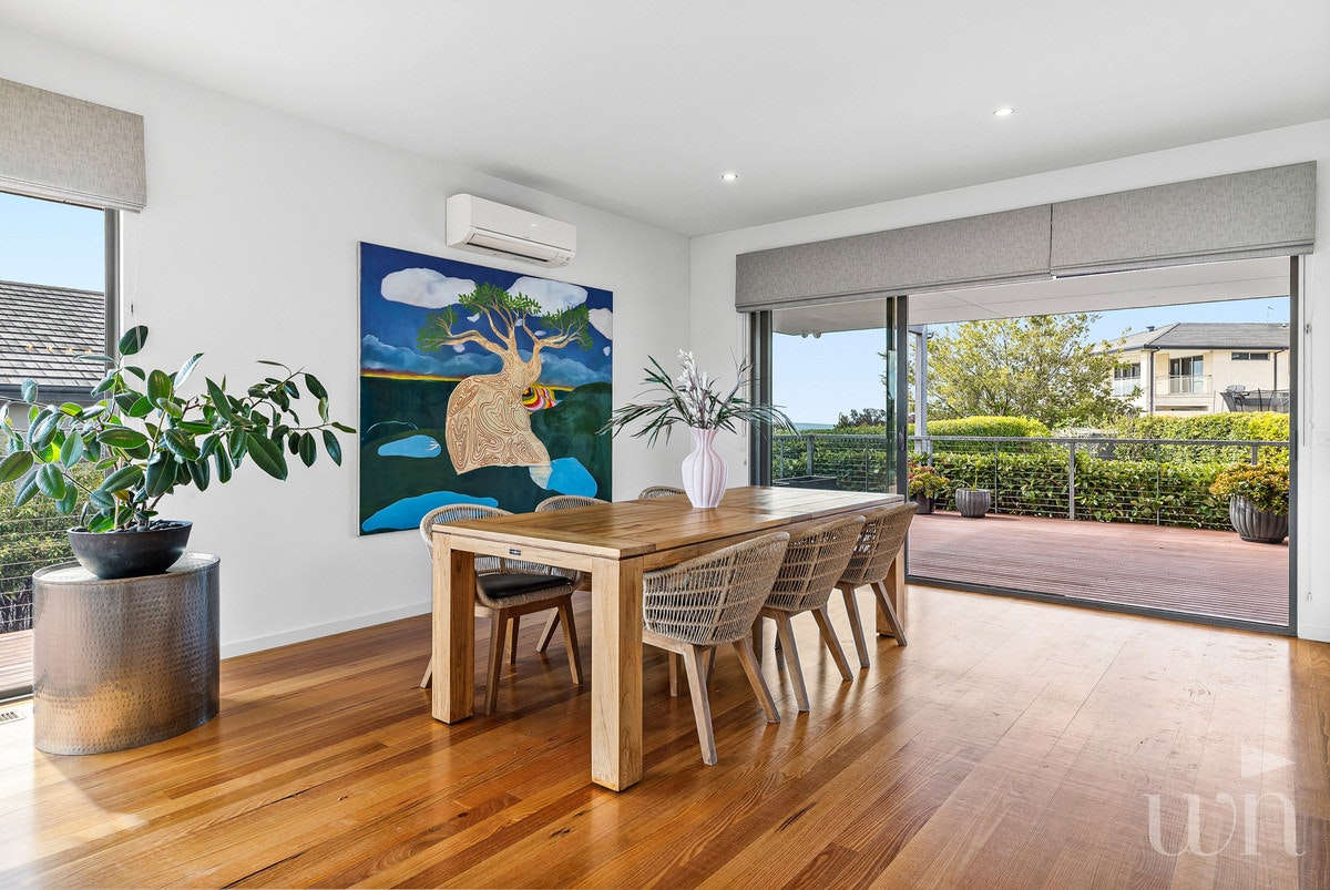Image of dining room