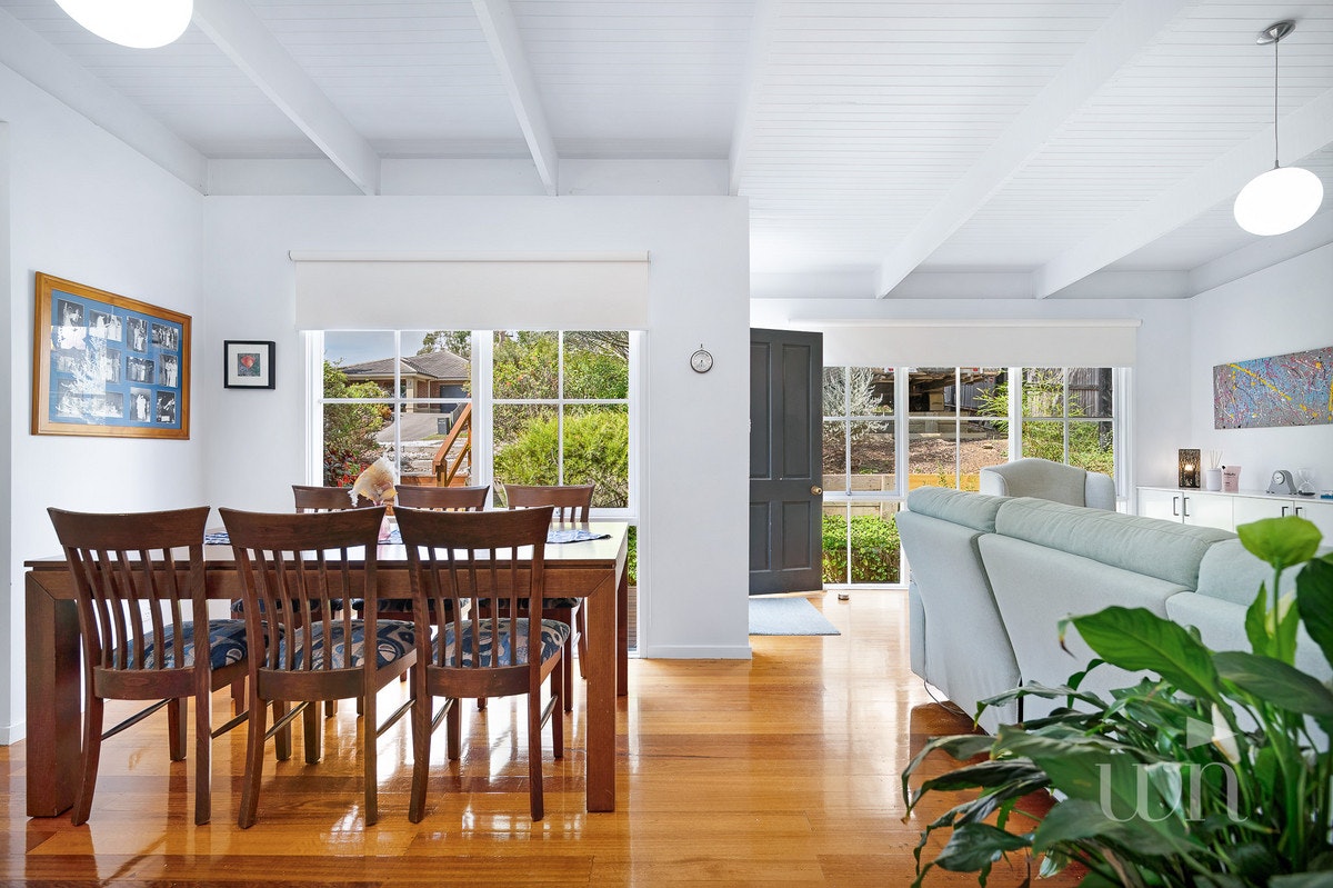 Image of dining room