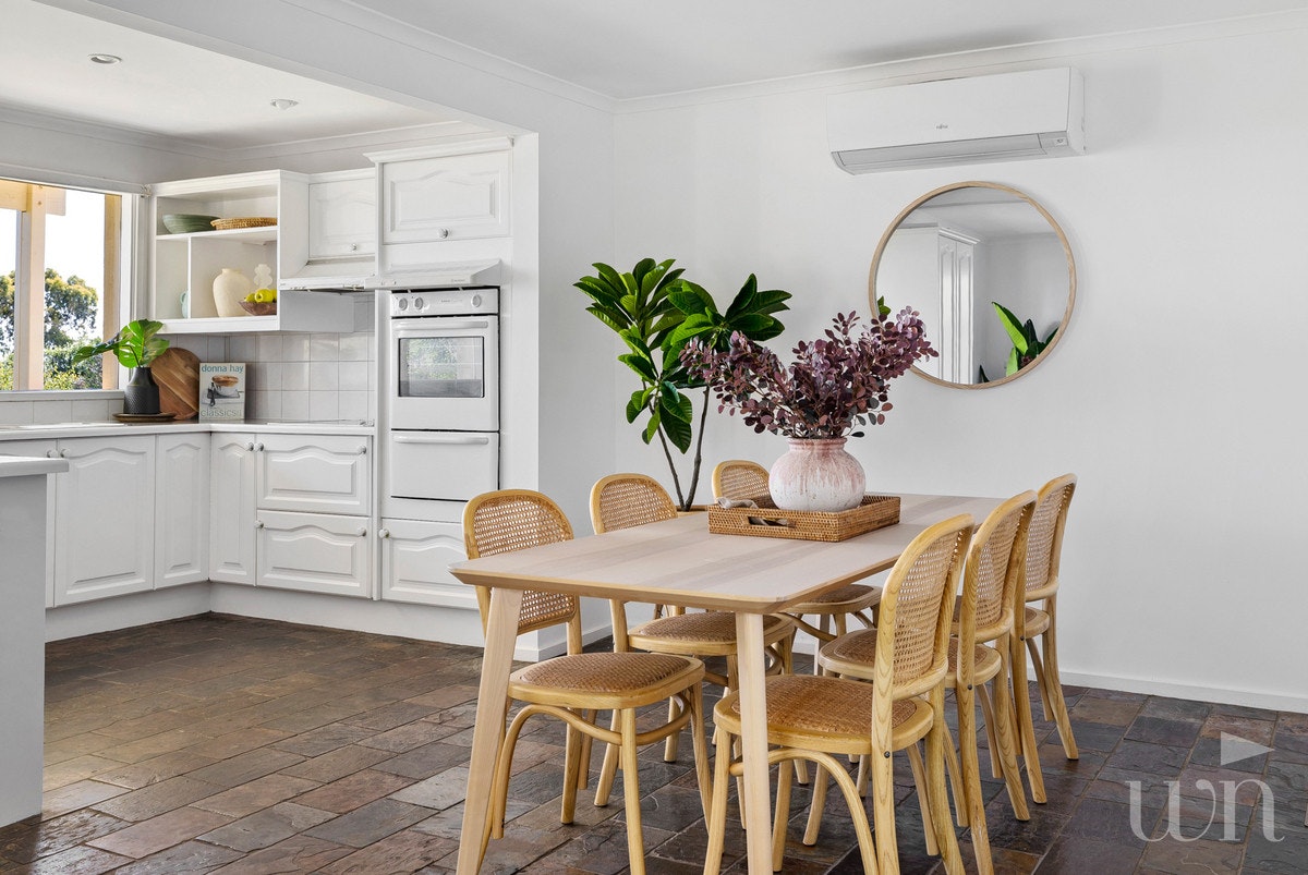 Image of dining room