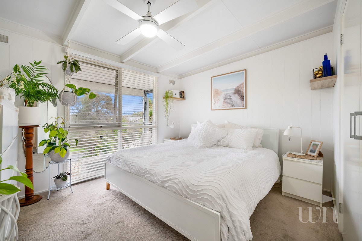 Image of ceiling fan