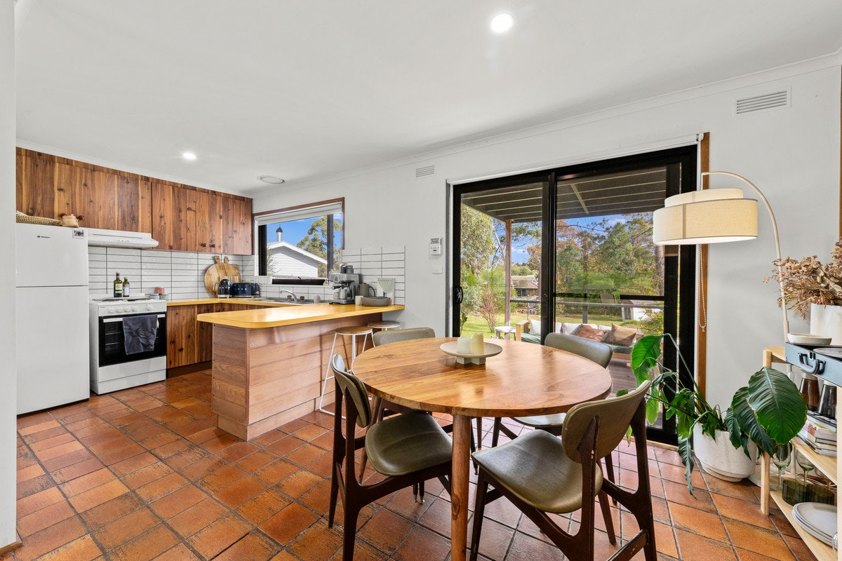 Image of dining room