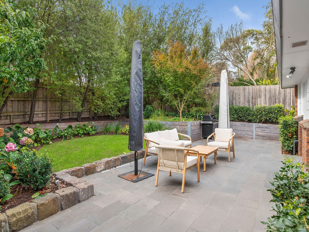 12 Gaskell Avenue, Mount Eliza - Thumbnail 6
