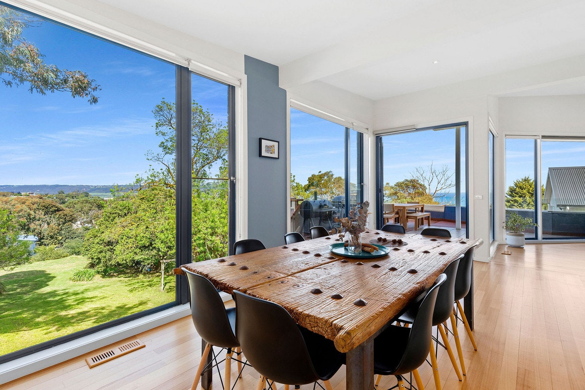 Image of dining room