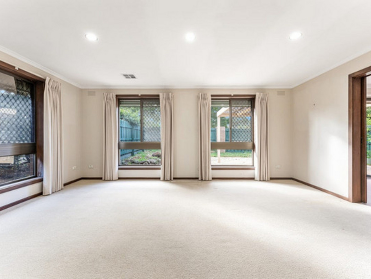 1/94 Beleura Hill Road, Mornington - Thumbnail 2