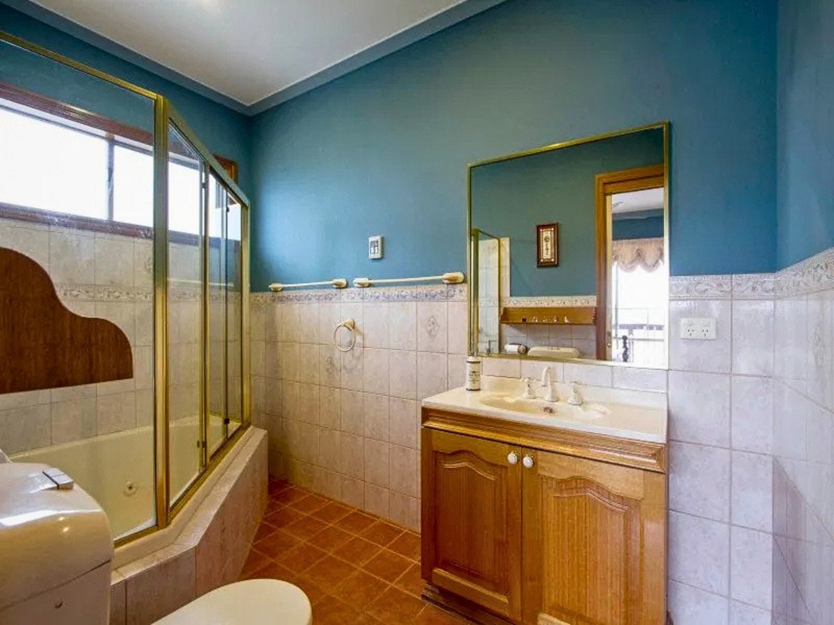 Image of corner