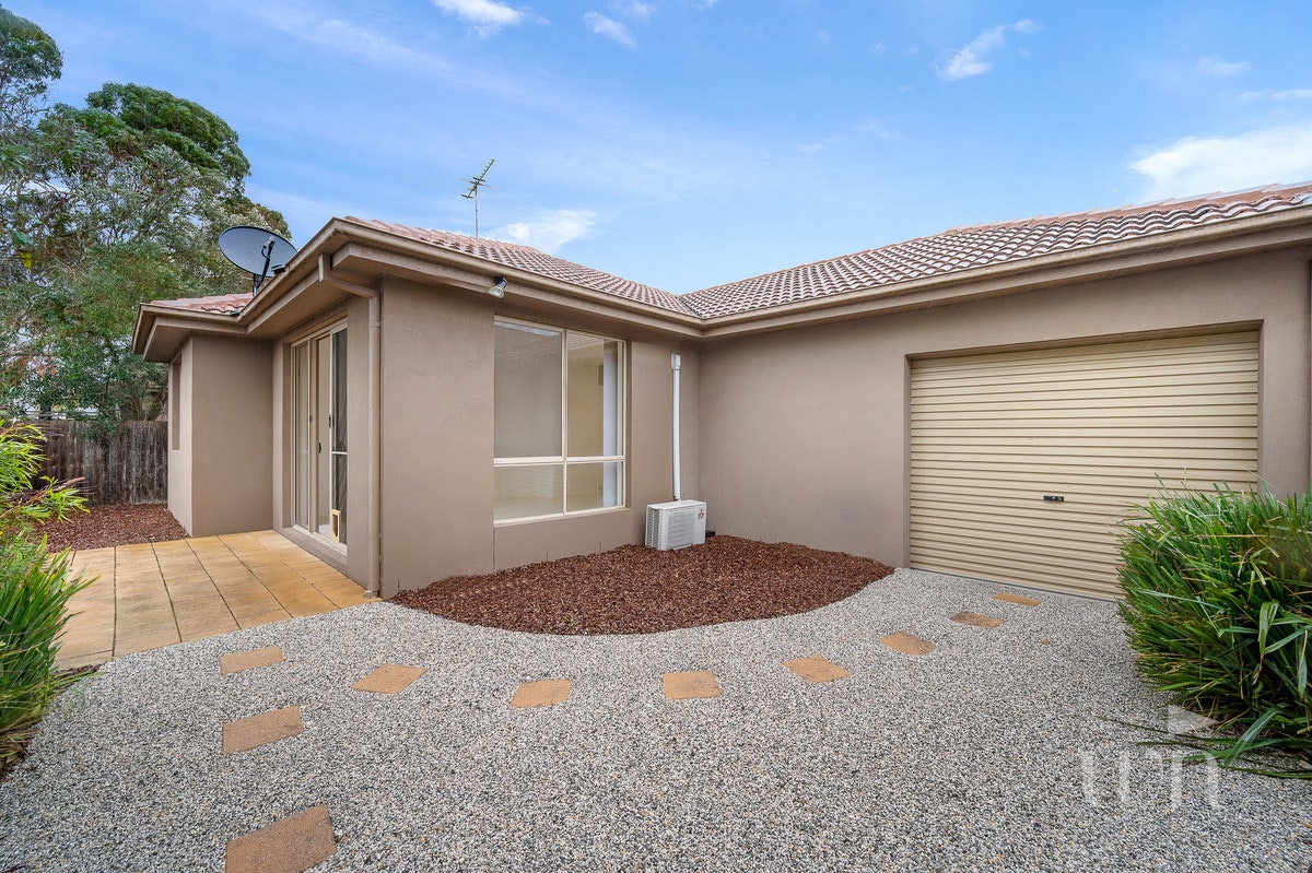 Image of garage