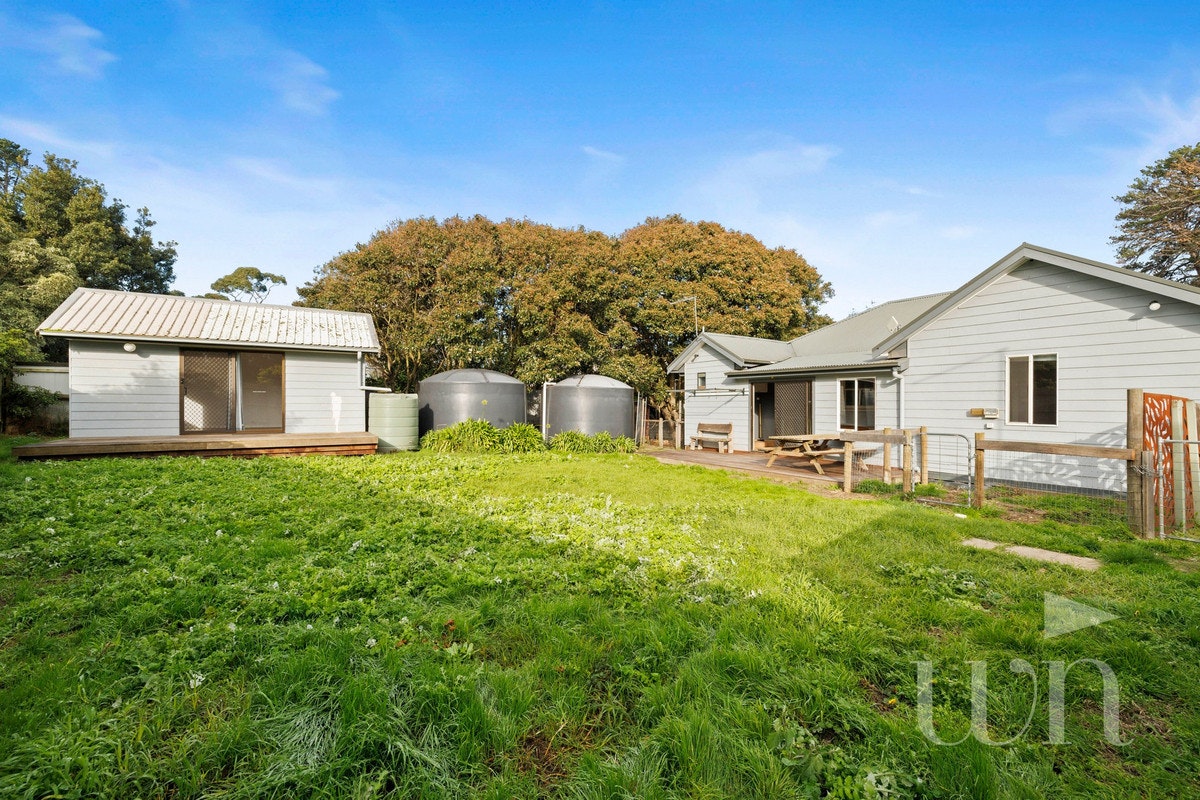 Image of backyard