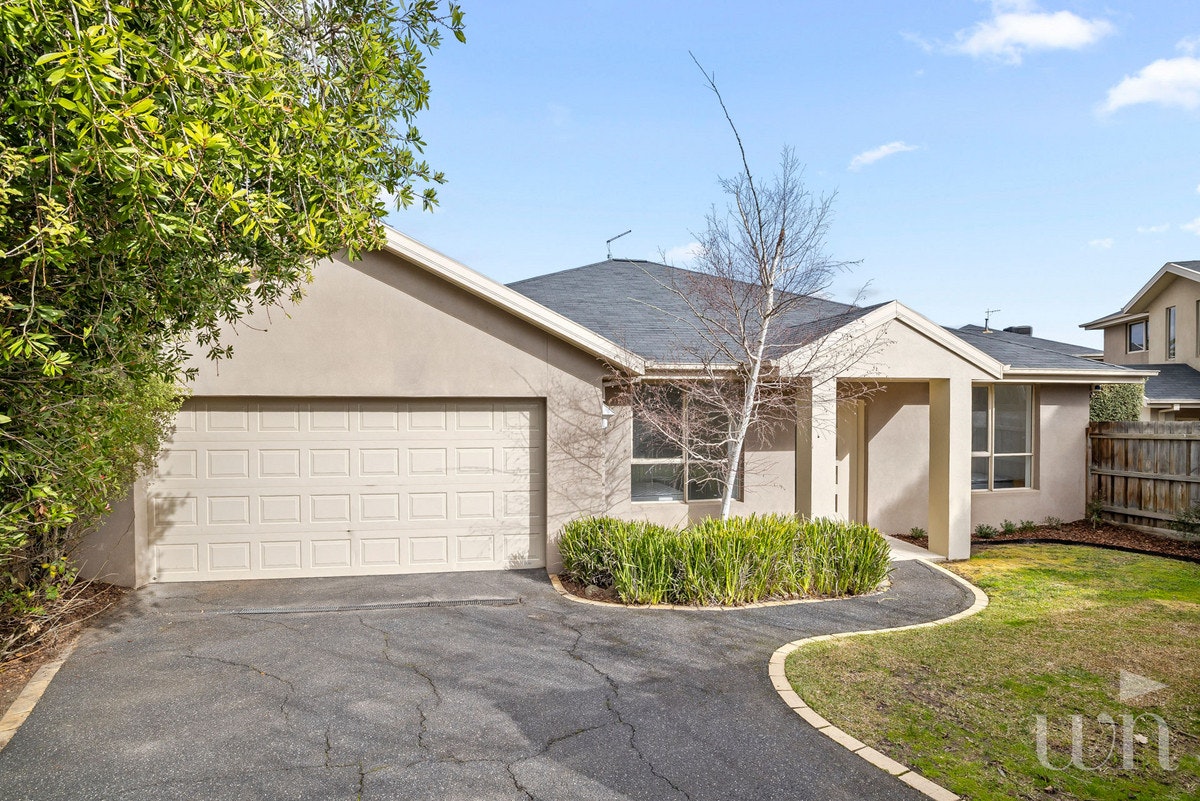 Image of garage