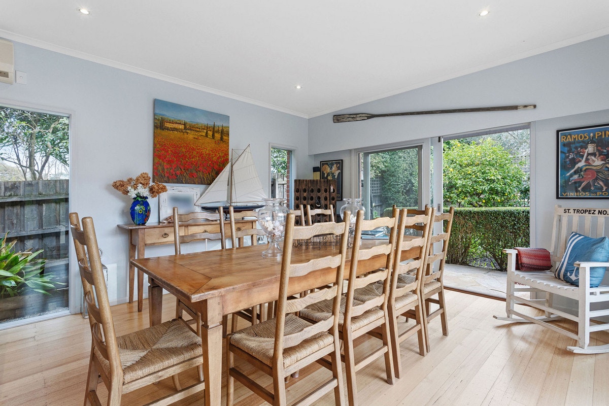Image of dining room