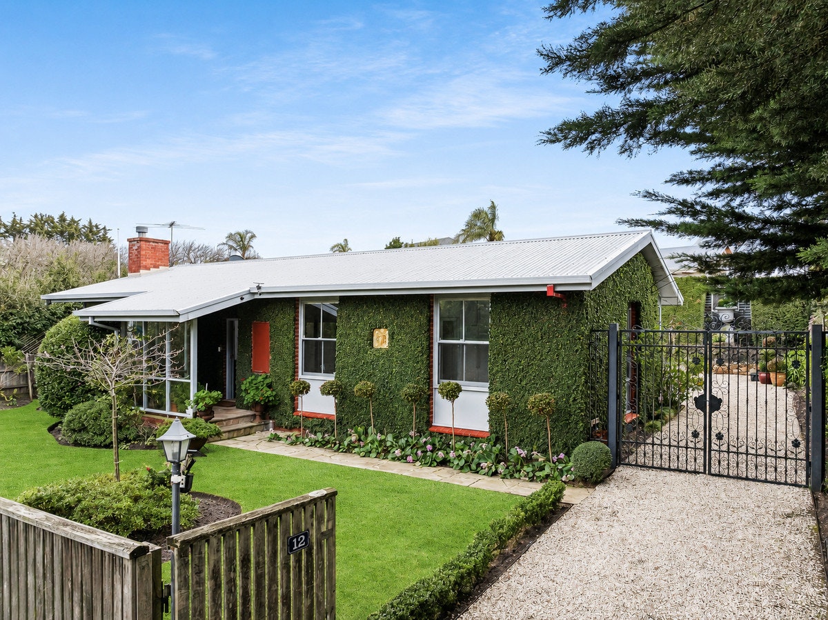 Image of cottage