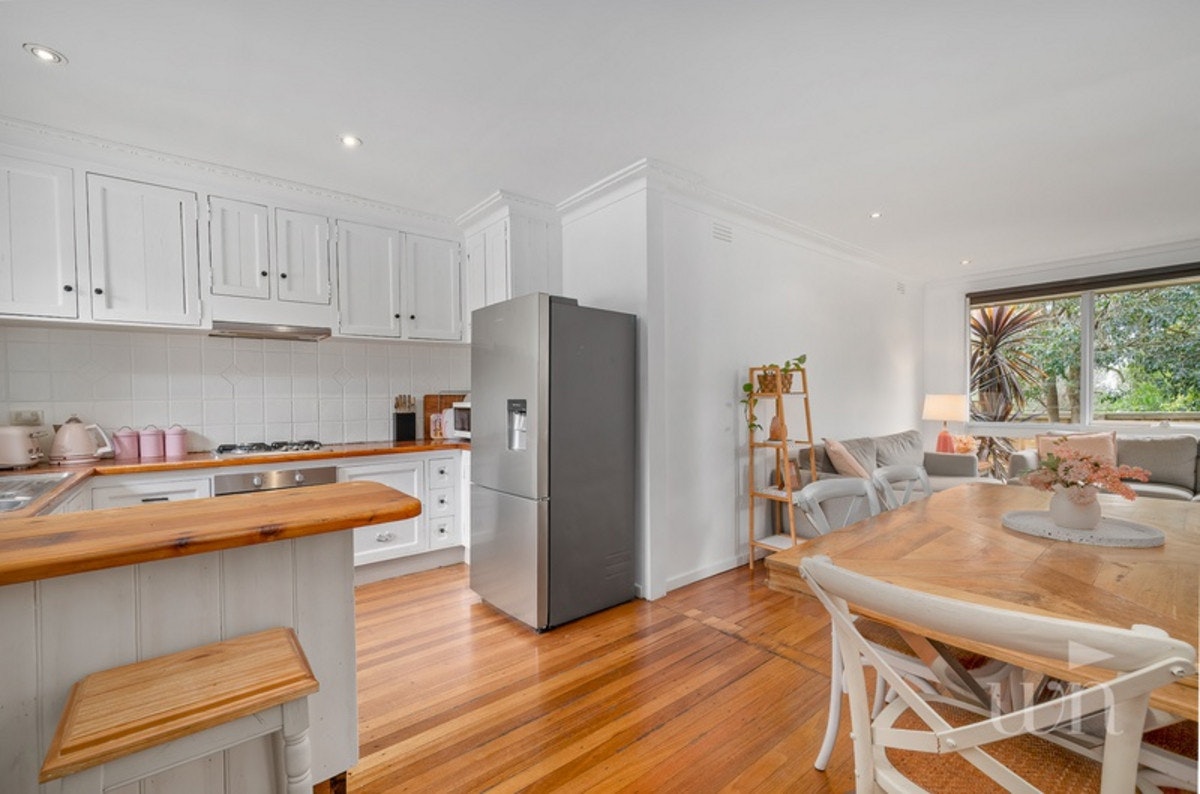 Image of dining room