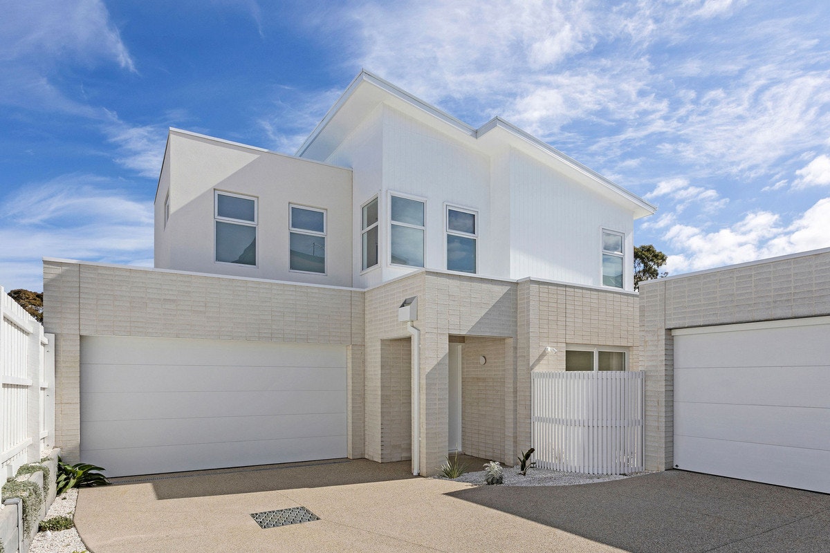 Image of garage