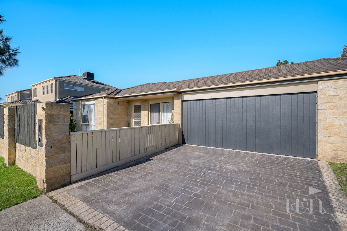 Image of garage