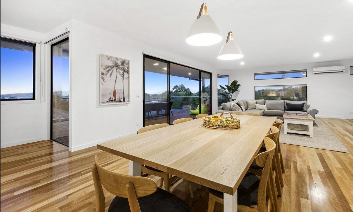 Image of dining room