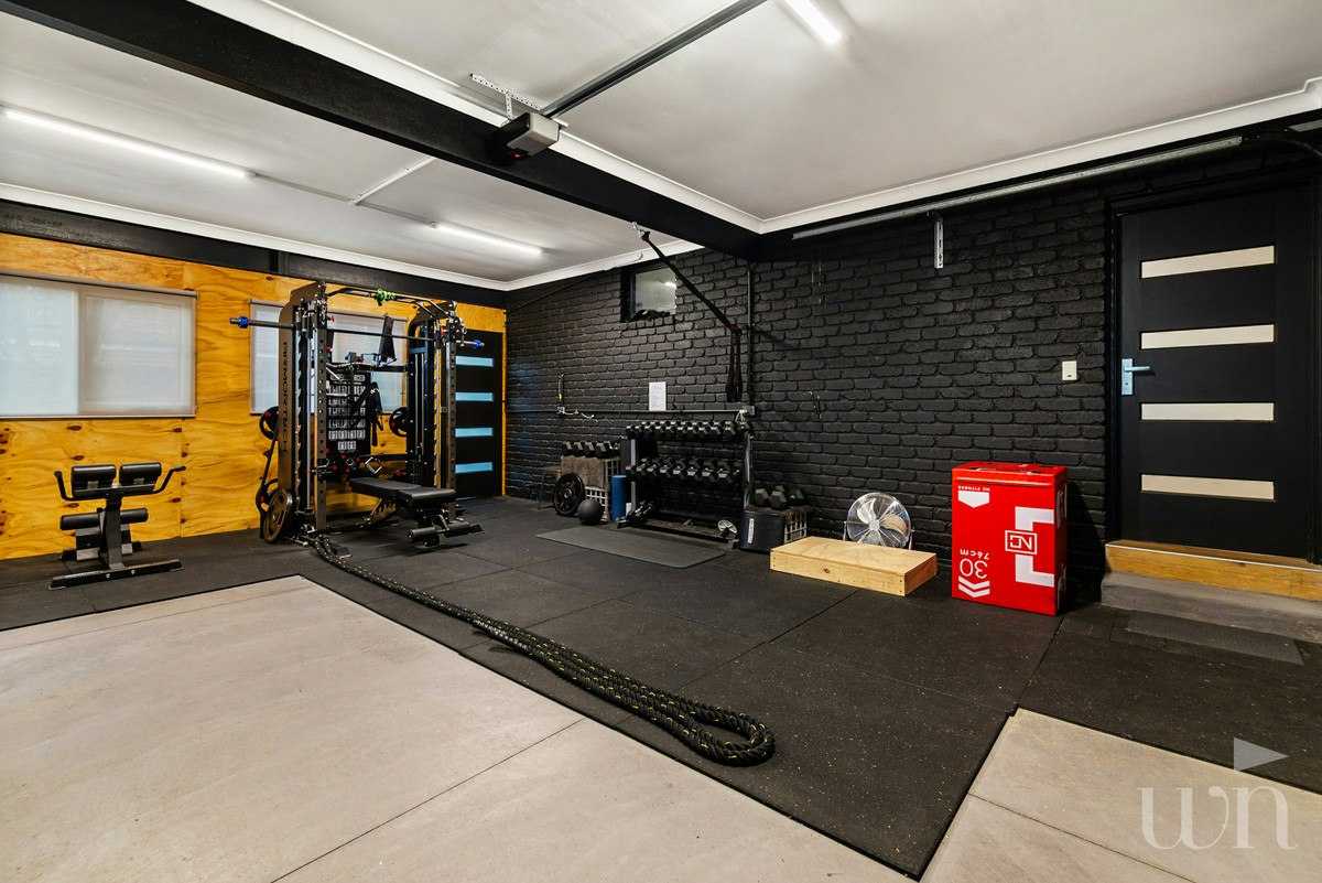 Image of garage