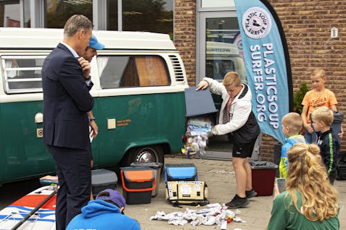 Visiting an elementary school in Den Ham, the Netherlands, where pupils seperate waste