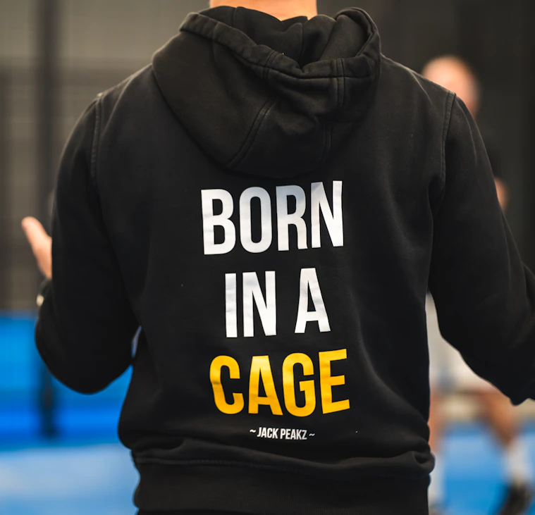 Born in a cage - Jack Peakz Born in a cage - Jack Peakz