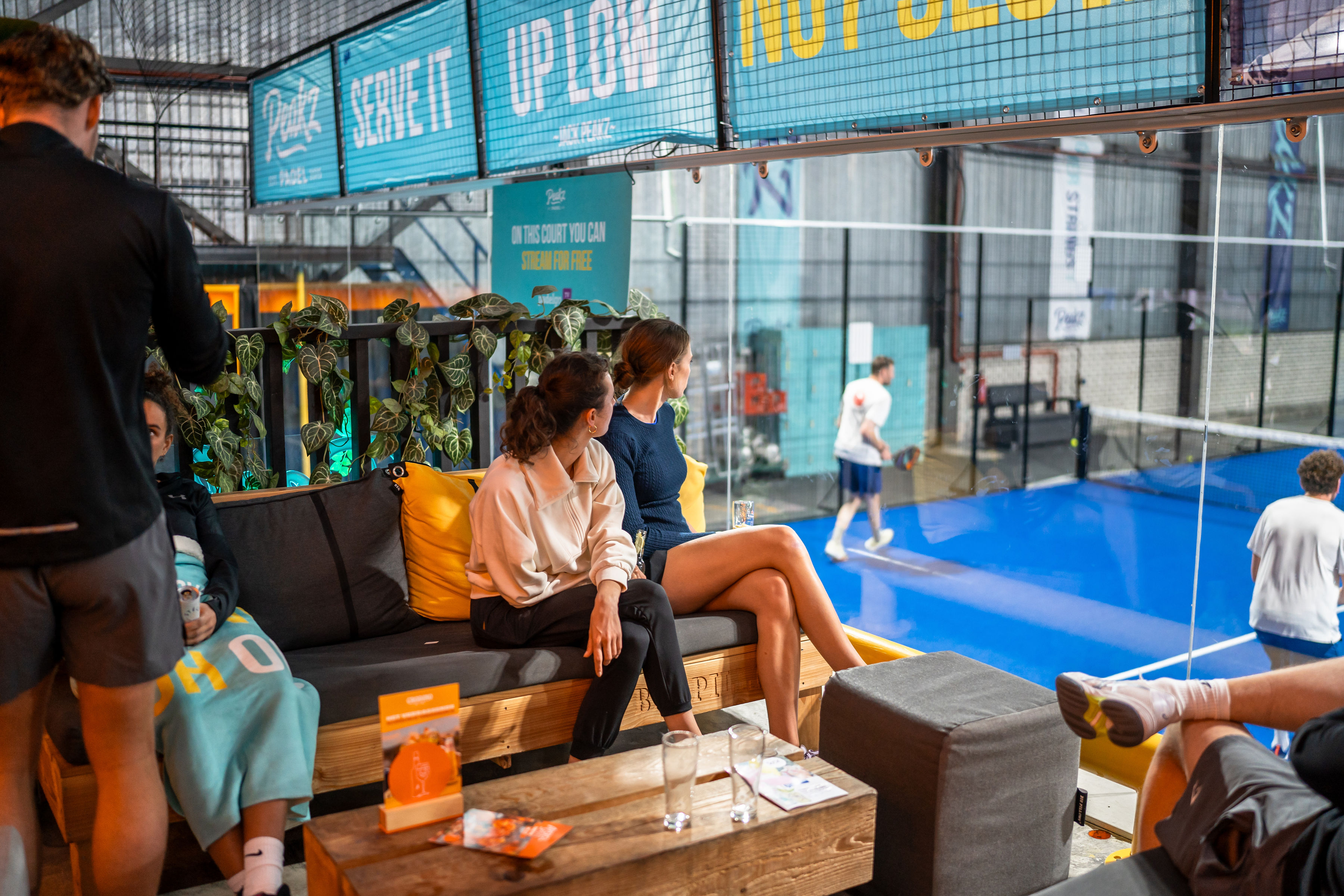 Peakz Padel Kwauwgoballenkwartier in Amsterdam