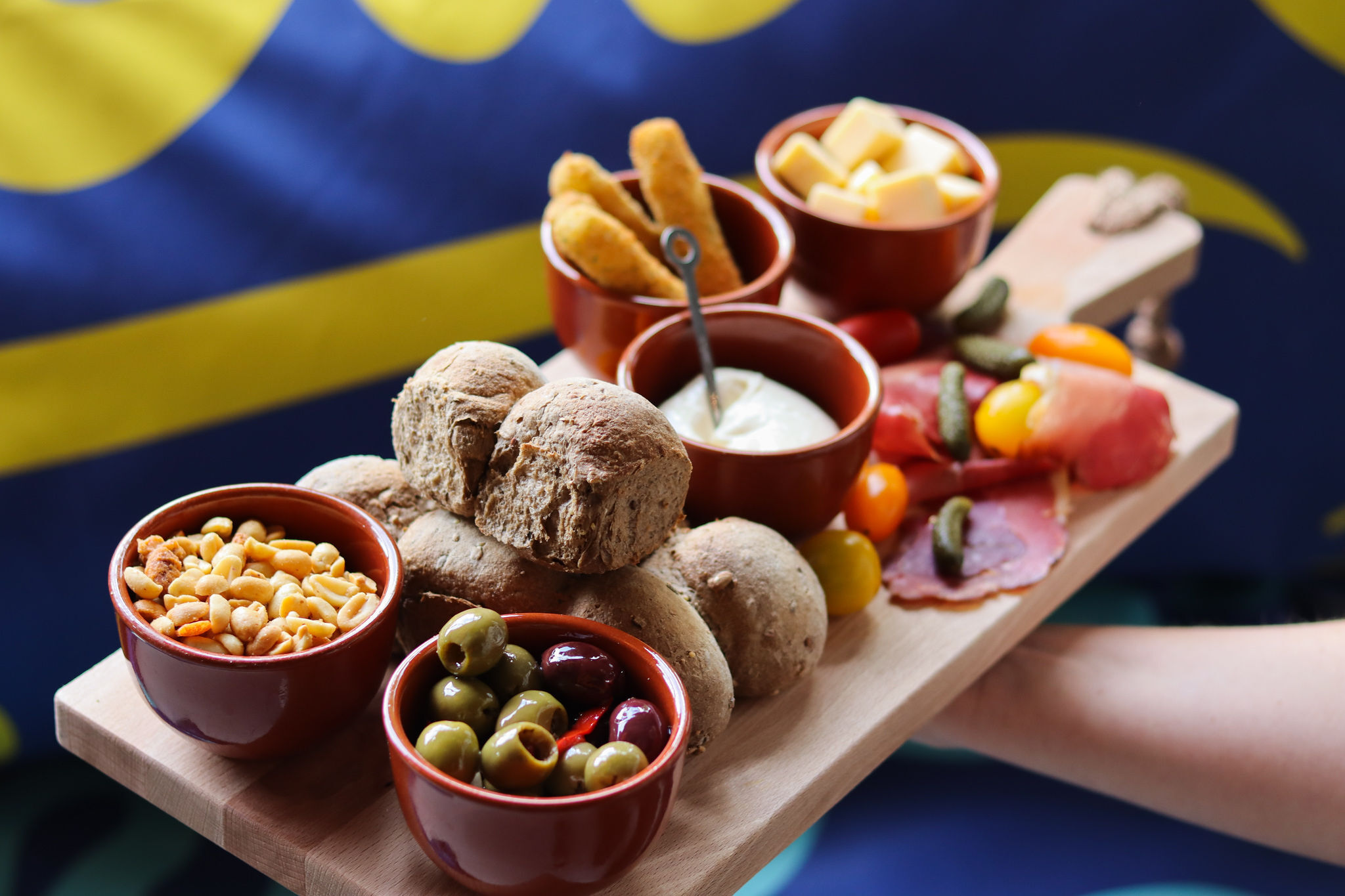 Food en hapjes bij Peakz Padel