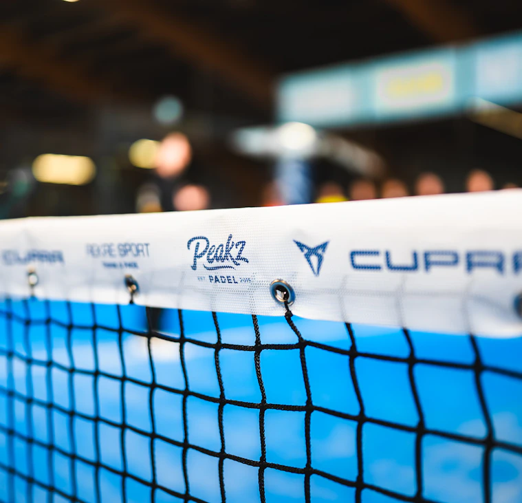 De modernste banen bij Peakz padel De modernste banen bij Peakz padel