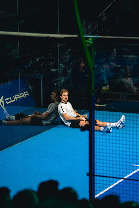 Speler kapot na uitschakeling NK padel Speler kapot na uitschakeling NK padel