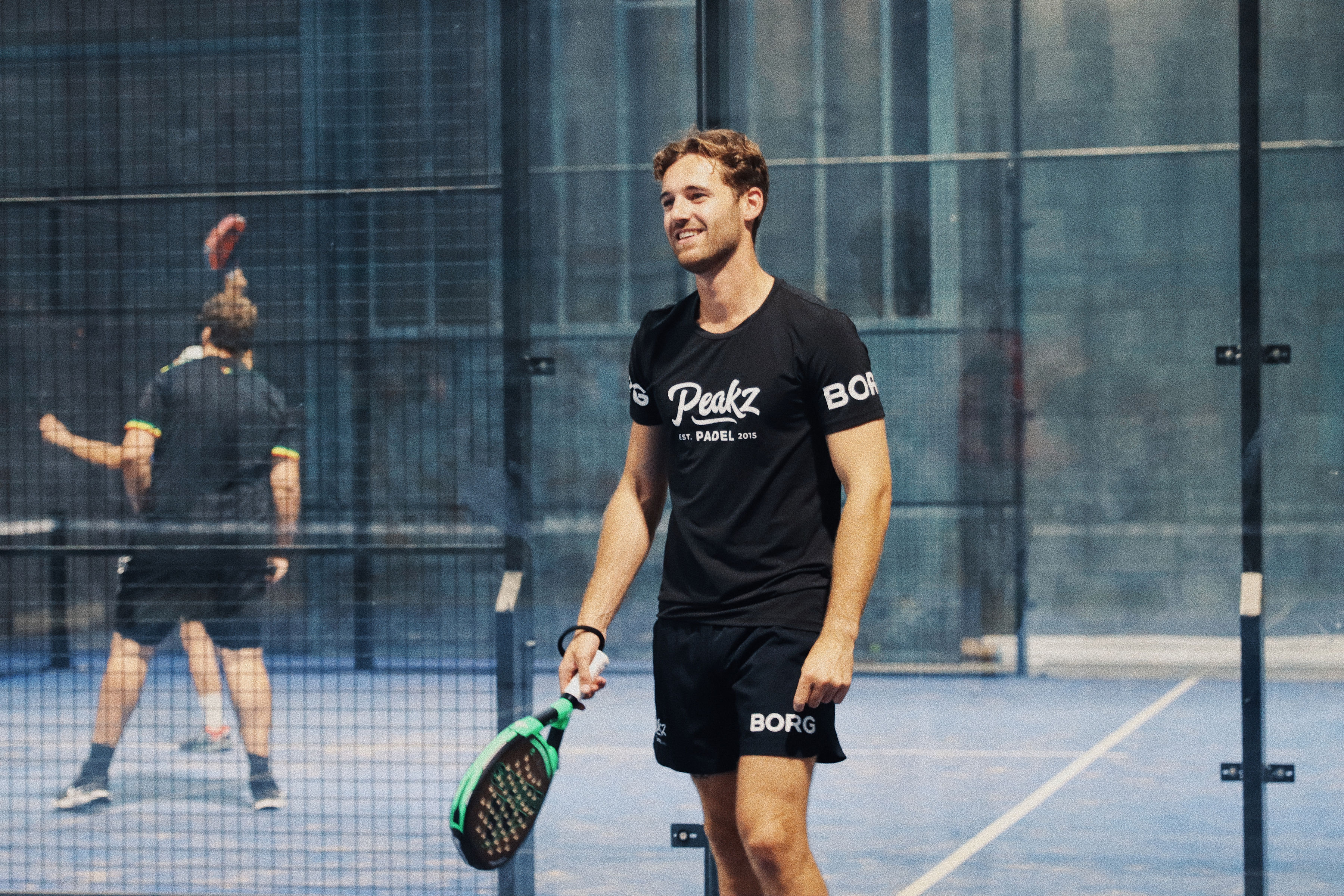 Speler speel met Peakz league korting