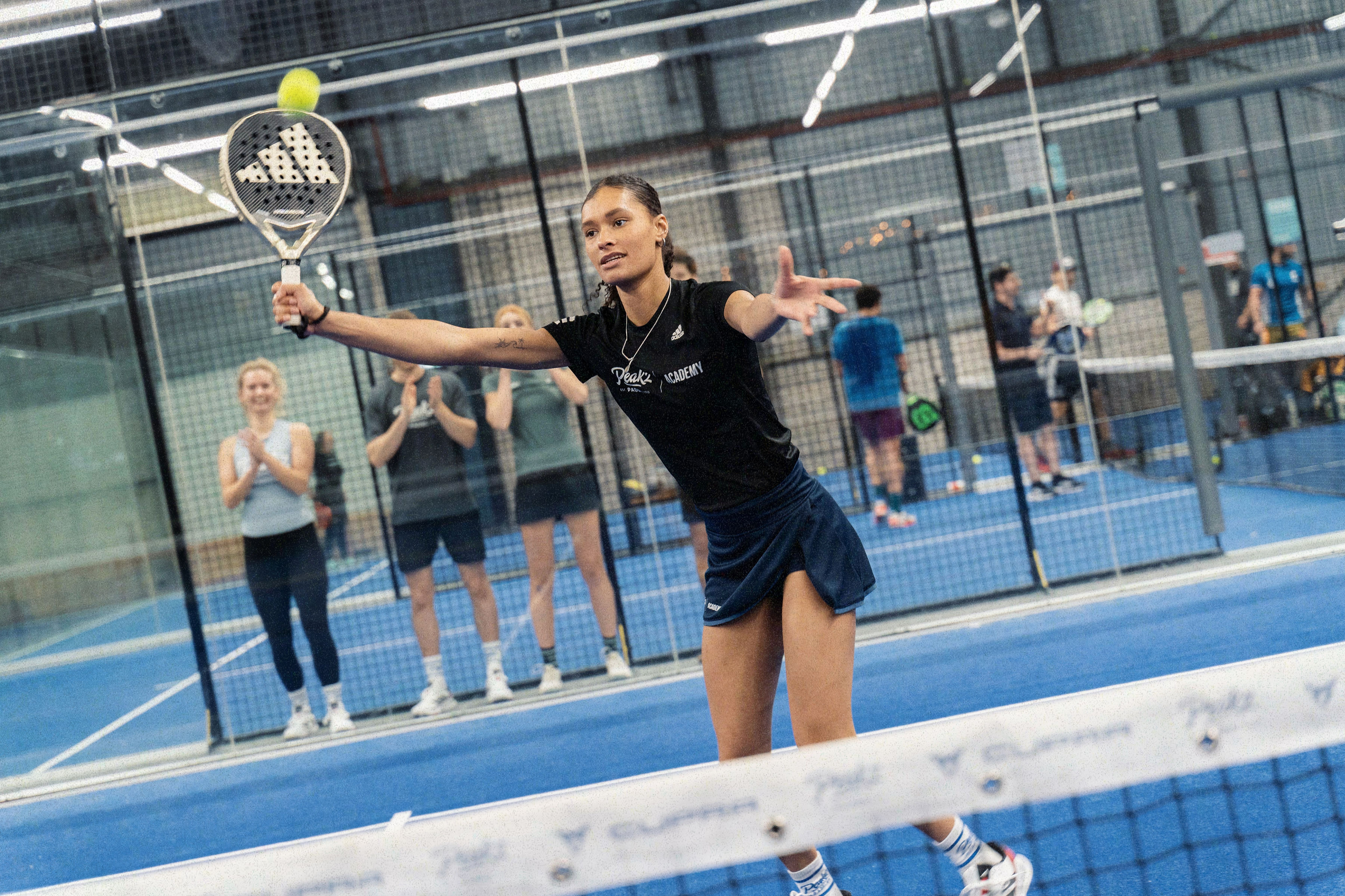 Mesacosa studenten padellen bij Peakz