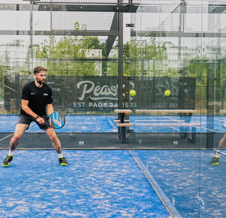 Buiten padellen in Oisterwijk Buiten padellen in Oisterwijk