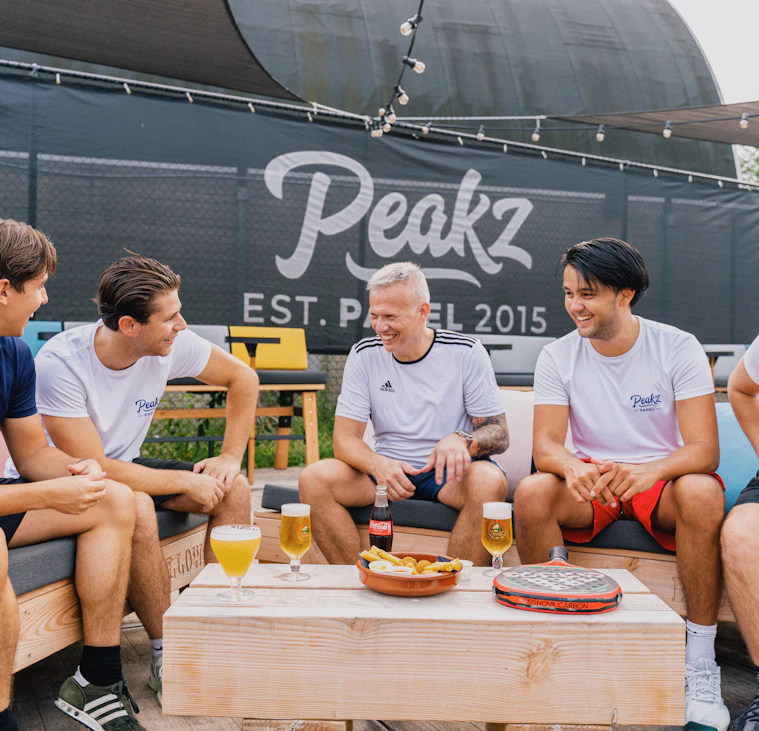 Buiten padel in Oisterwijk Buiten padel in Oisterwijk