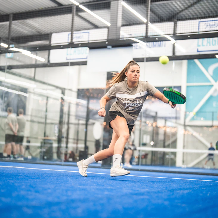 Binnen padel in Eindhoven Binnen padel in Eindhoven