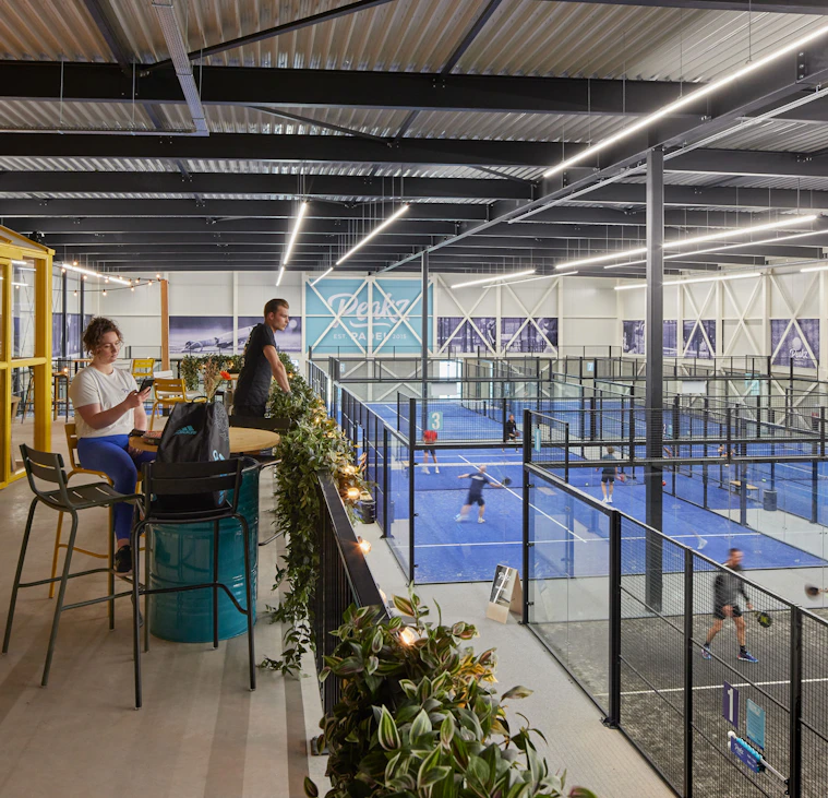 Peakz Padel Vijfkamplaan Peakz Padel Vijfkamplaan