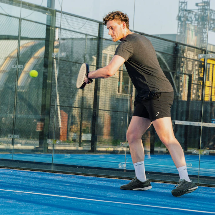 Padel in Groningen op het Suikerterrein Padel in Groningen op het Suikerterrein
