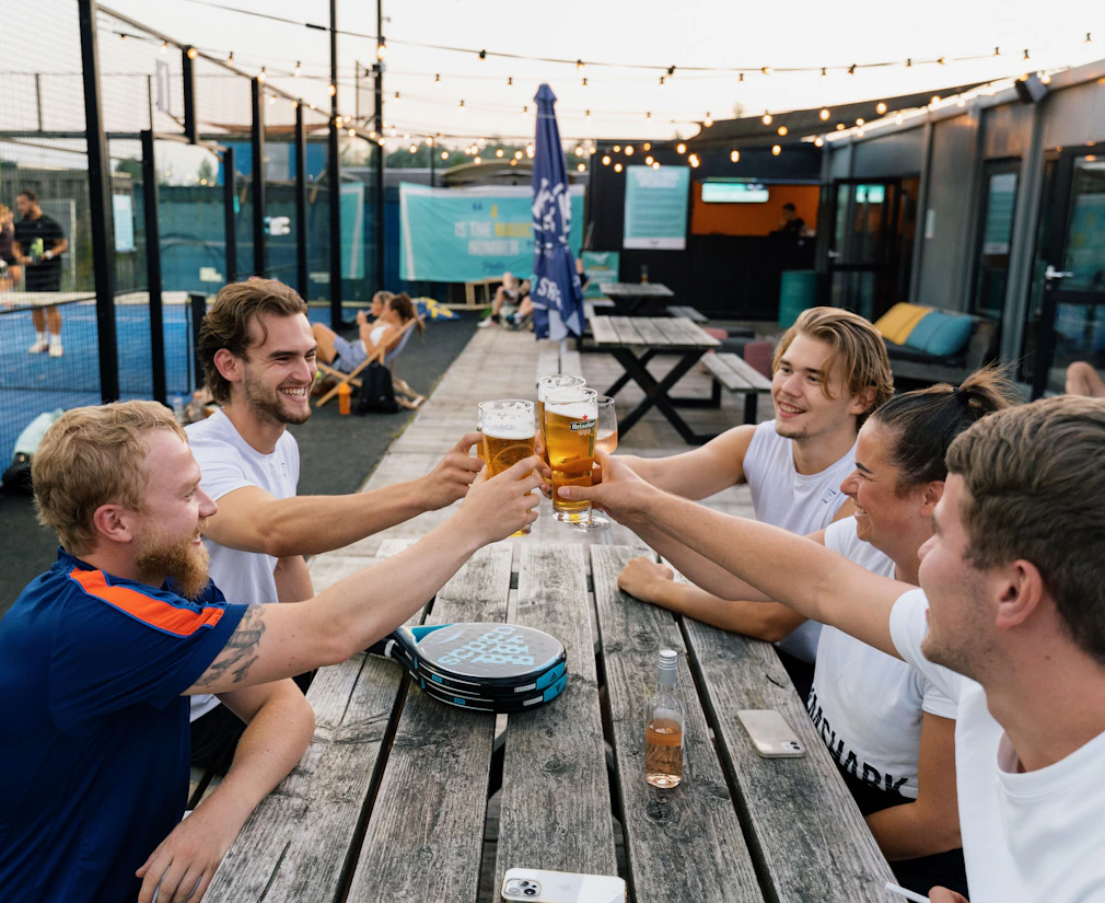 Peakz Padel studenten groningen Peakz Padel studenten groningen