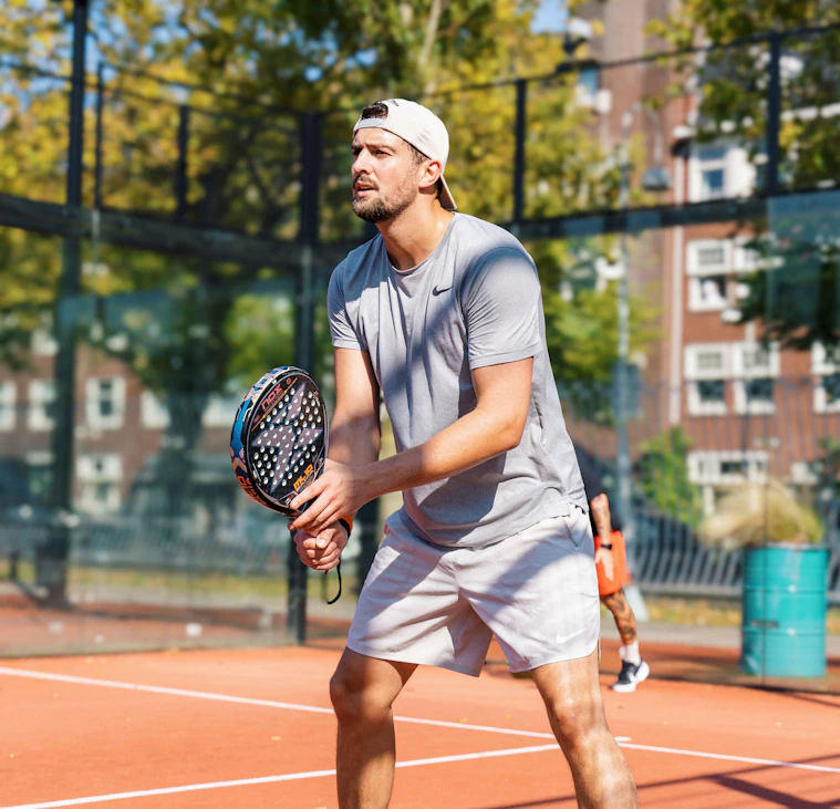 Peakz Padel Olympiaplein in Amsterdam Centrum Peakz Padel Olympiaplein in Amsterdam Centrum