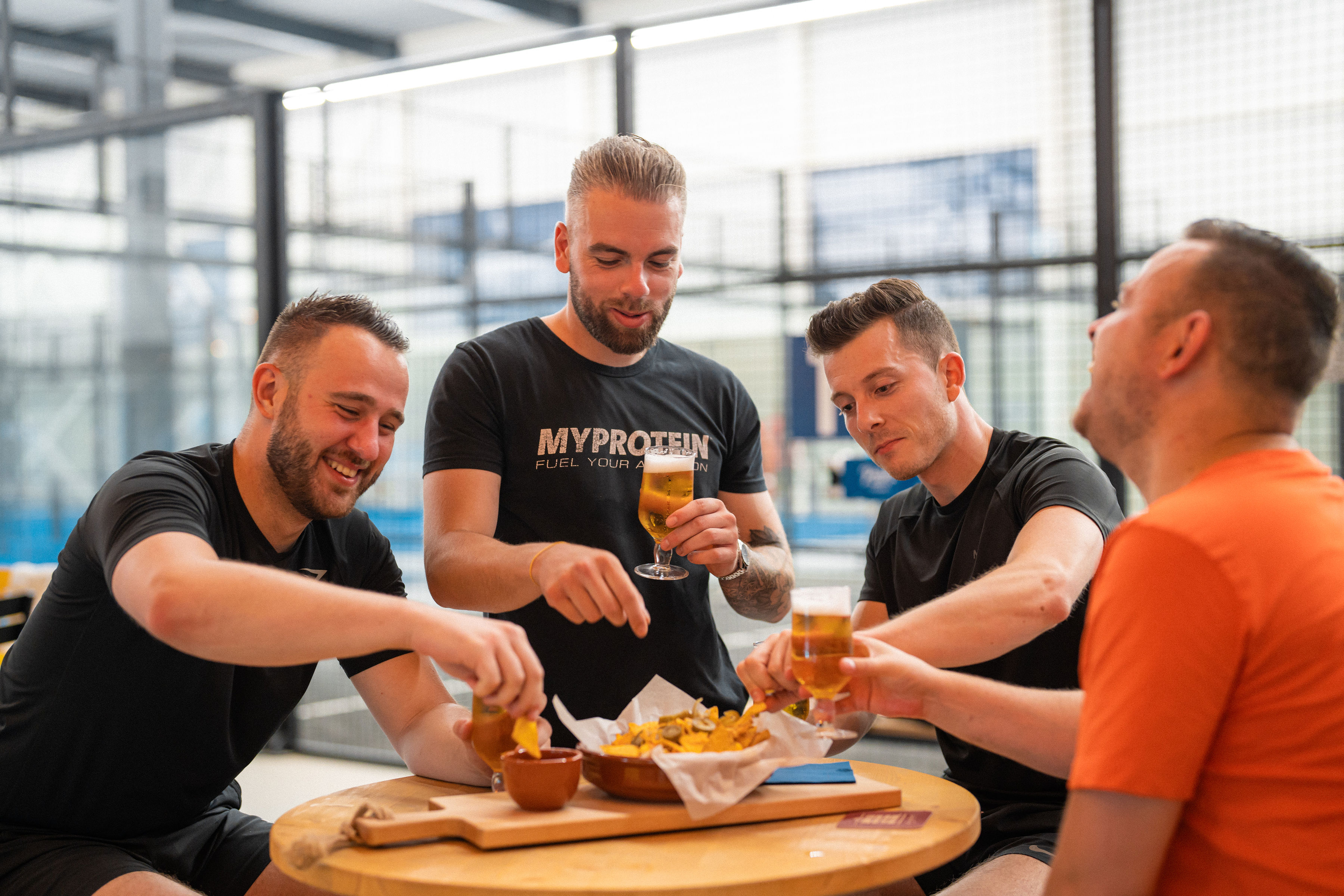 Meerdere padelbanen boeken bij Peakz Padel