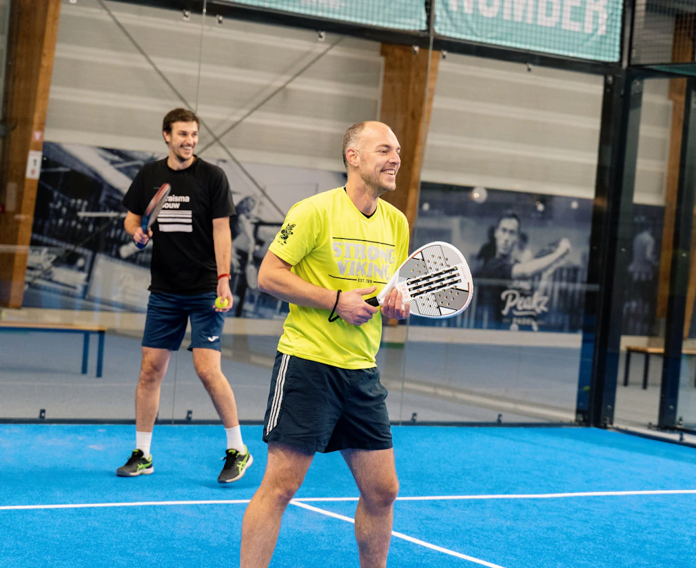 RUG padellen bij Peakz RUG padellen bij Peakz