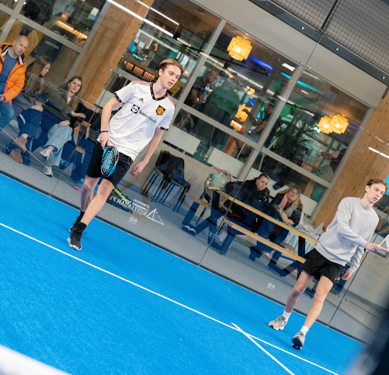 Padelcompetitie bij Peakz Padel Assen Padelcompetitie bij Peakz Padel Assen