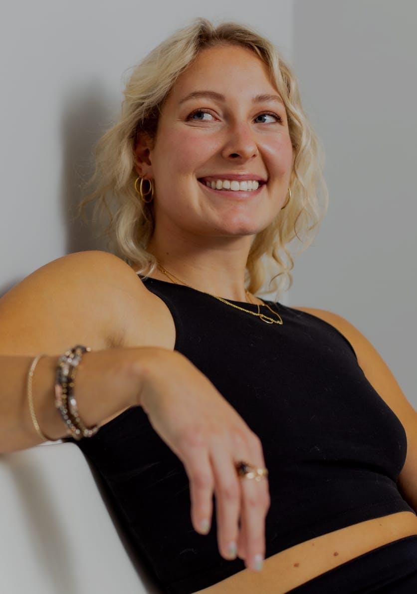 woman with blonde hair