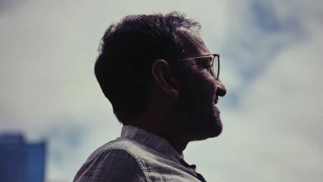 Profile shot of Sheel Mohnot