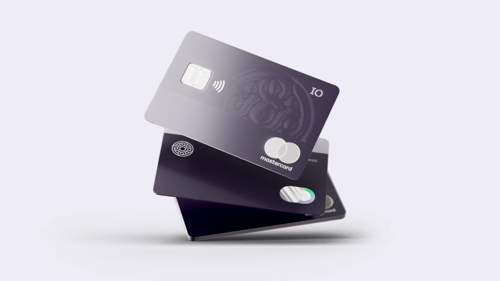 Image of Mercury IO credit cards with the text “Qualify with a $15K cash balance”
