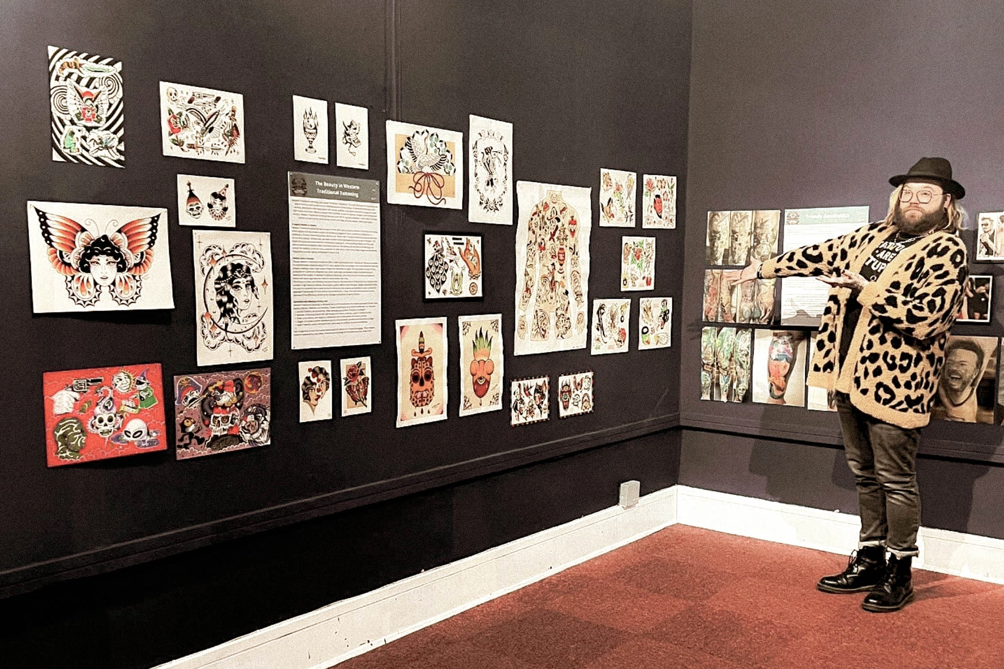 Colgrave at a gallery