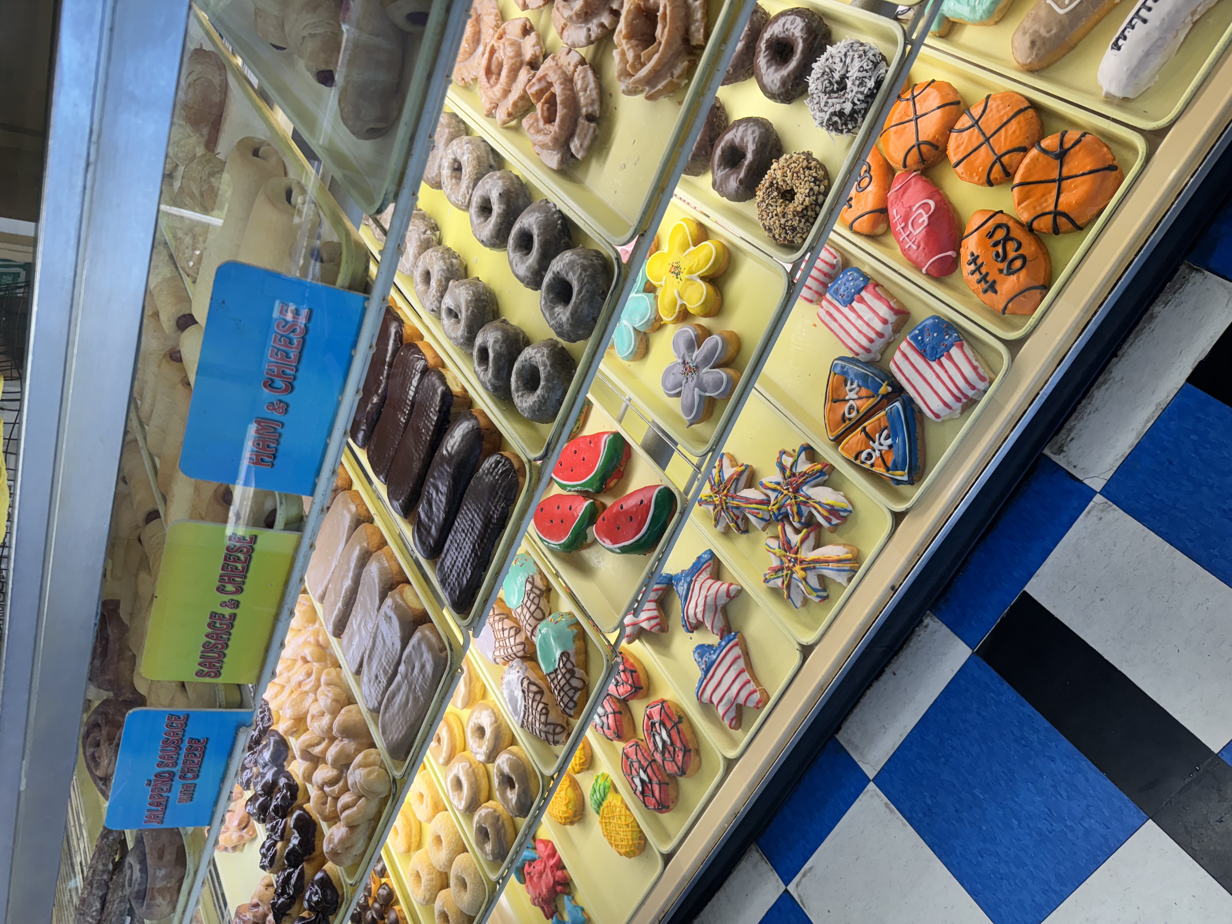 ok country donut shoppe