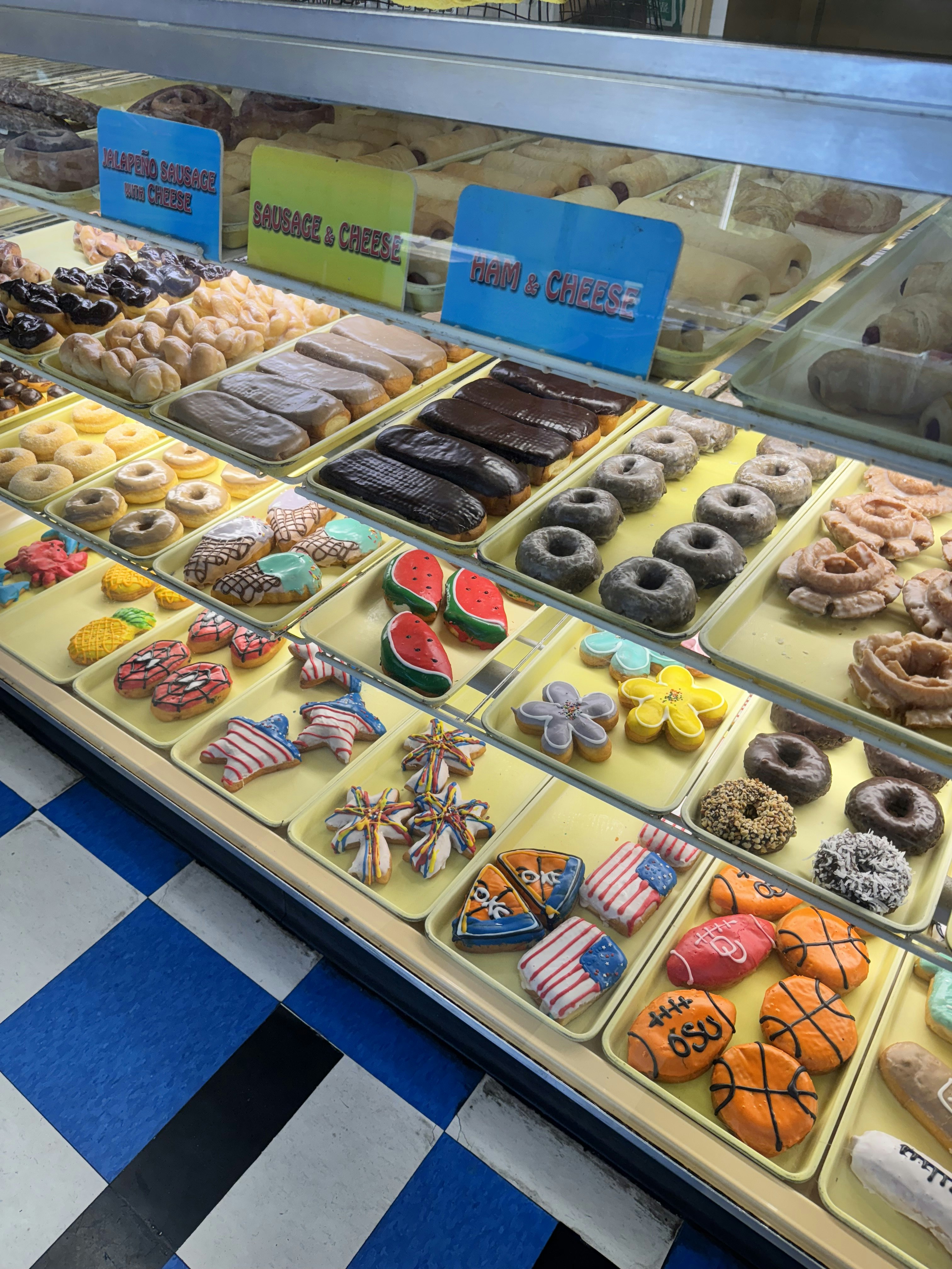 ok country donut shoppe