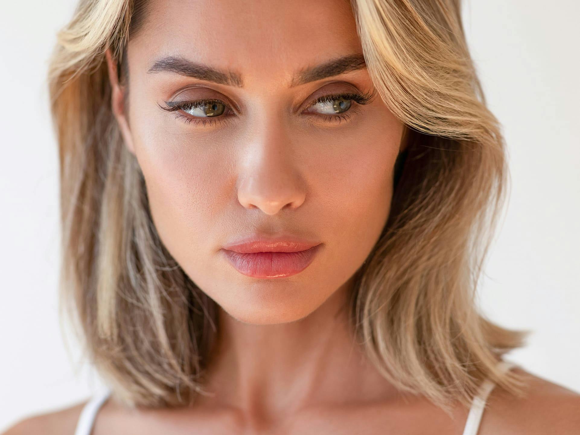 woman with blonde hair