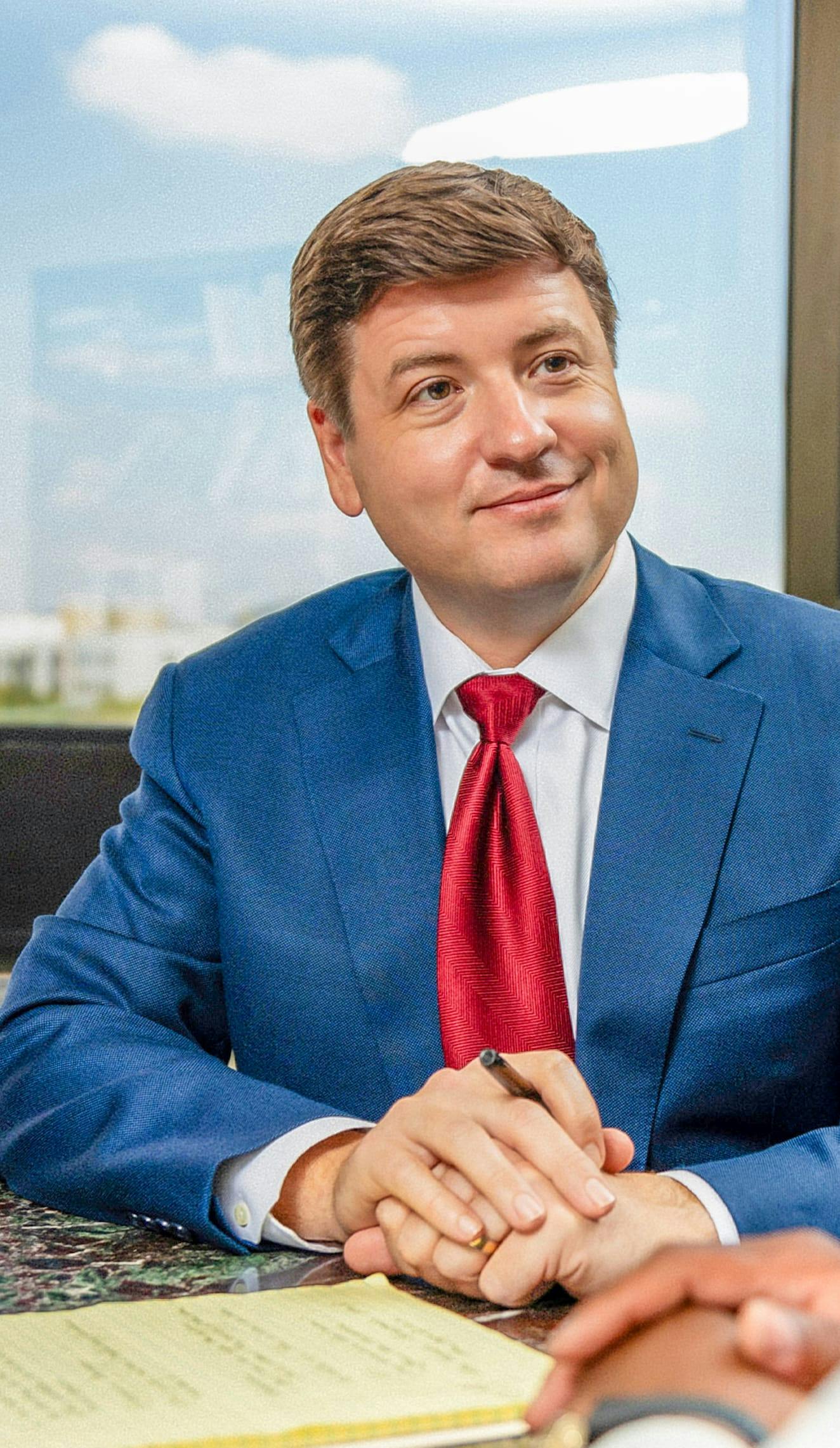 John Roven in consultation