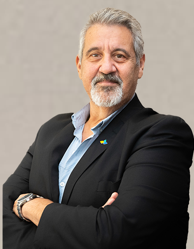 Claudio Santellanes  	 	