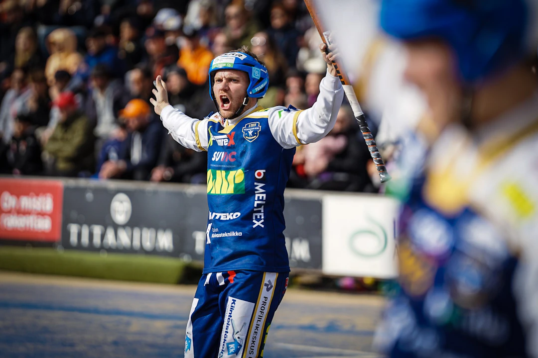 Tuomas Jussila kaarella