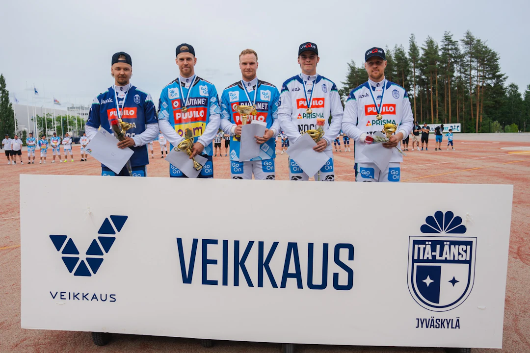 Miesten arvo-ottelun palkitut pelaajat 2024